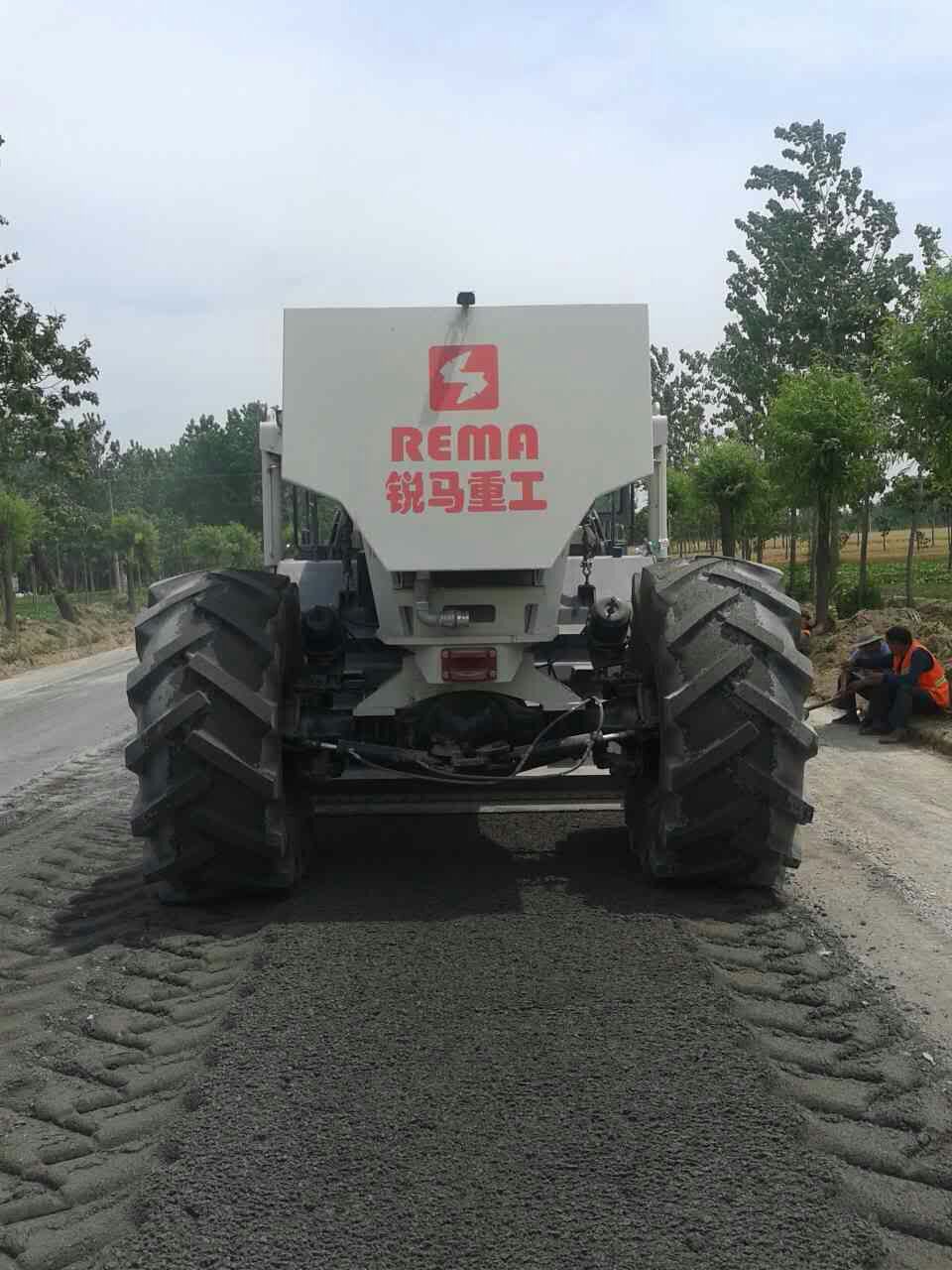 WR2300V，淮陽省道冷再生效果